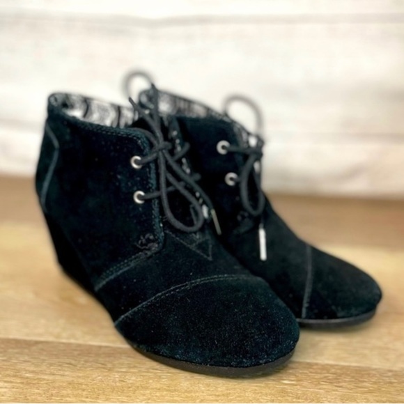 Toms Shoes - Toms Black Suede Wedge Ankle Booties Black Womens Size 7.5
